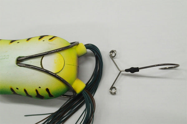 Bullfrog　ブルフロッグ ダイワ】強風でも使用可能なビッグサイズフロッグ「スティーズ
